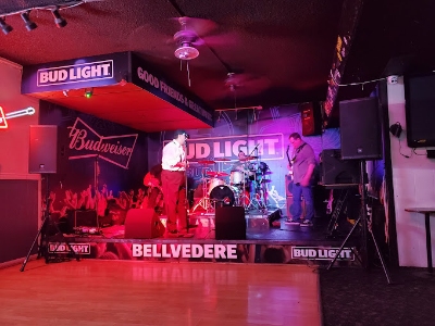 Nightlife Bellvedere Cocktail Lounge in Bakersfield CA