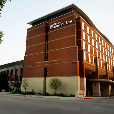 Nightlife Hilton Garden Inn Dallas at Hurst Conference Center in Hurst TX