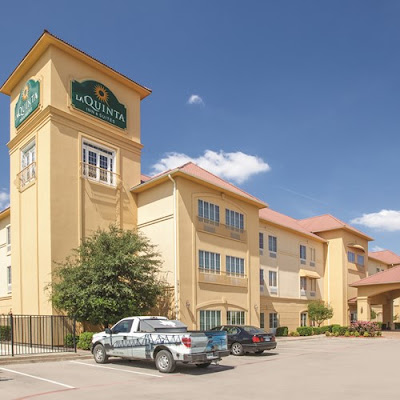 La Quinta Inn & Suites by Wyndham Hillsboro