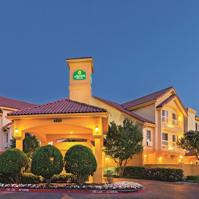 Nightlife La Quinta Inn & Suites by Wyndham Dallas DFW Airport North in Irving TX