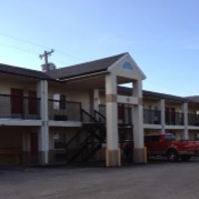 HiWay Inn & Suites