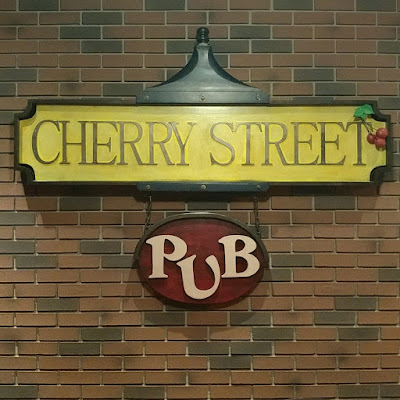 Nightlife Cherry Street Pub in Lancaster OH