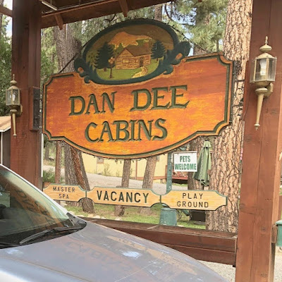 Dan Dee Cabins