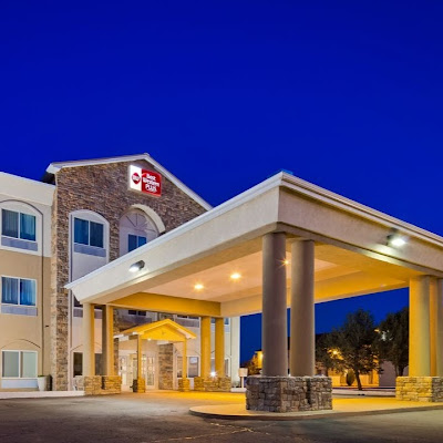 Best Western Plus Montezuma Inn & Suites