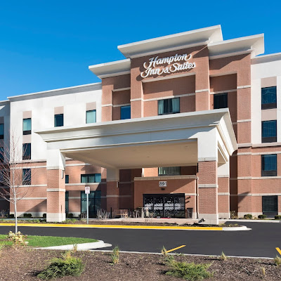 Hampton Inn & Suites Chicago Schaumburg