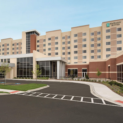 Embassy Suites by Hilton Chicago Naperville