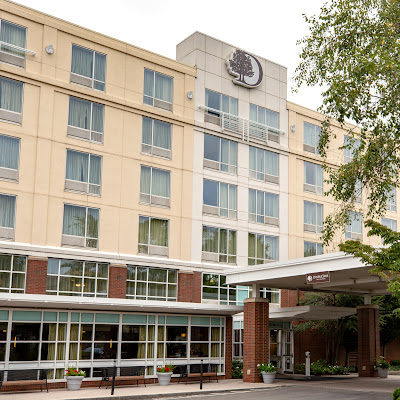 Nightlife DoubleTree by Hilton Boston Bayside in Boston MA