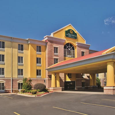 Nightlife La Quinta Inn & Suites by Wyndham Hot Springs in Hot Springs AR