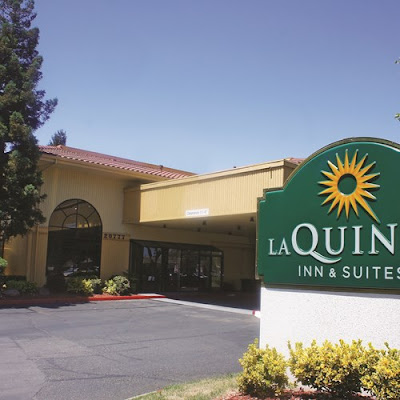 La Quinta Inn & Suites by Wyndham Oakland - Hayward