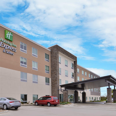 Nightlife Holiday Inn Express & Suites Marshalltown, an IHG Hotel in Marshalltown IA